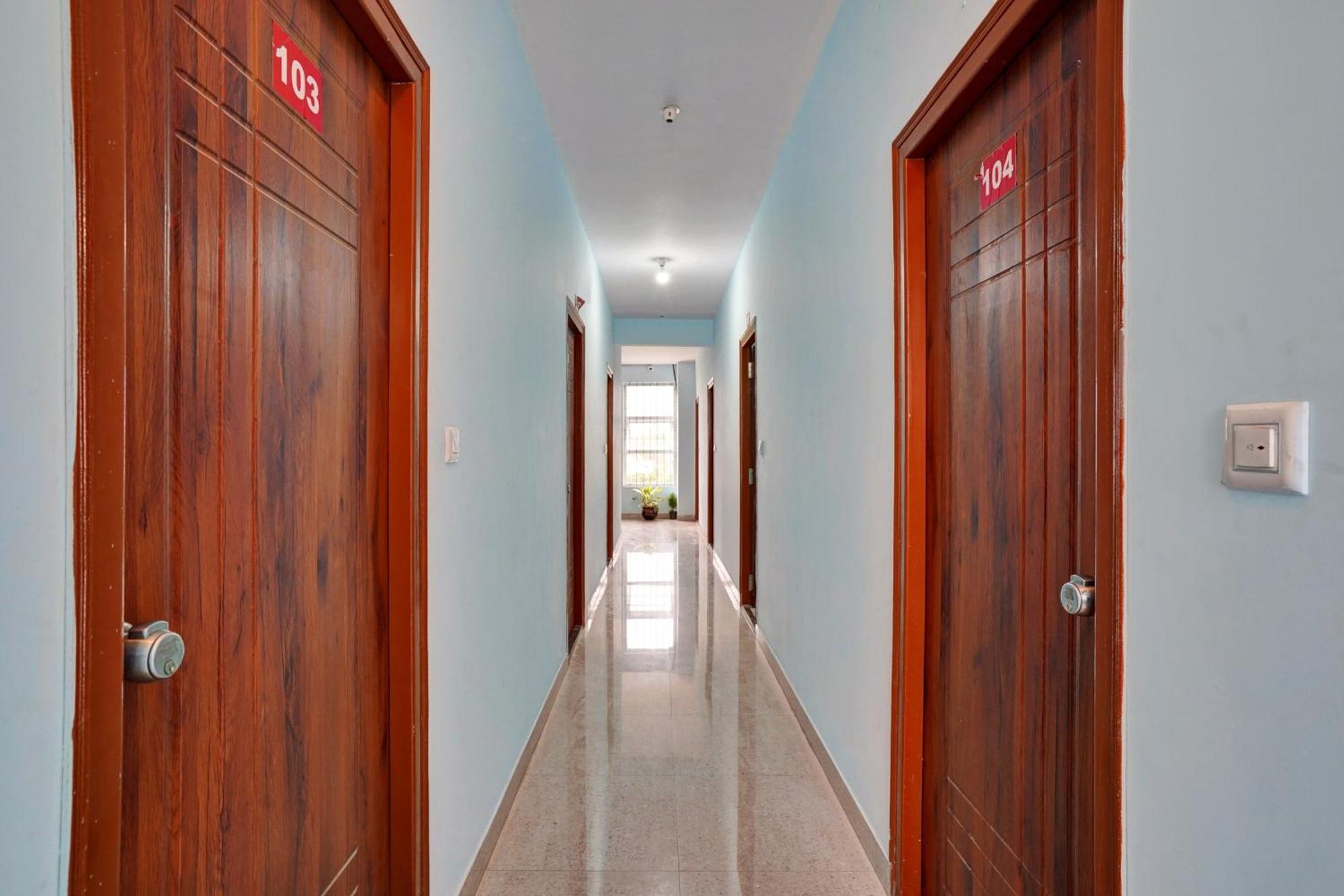 Hotel O Harsha Inn Bangalore Bagian luar foto