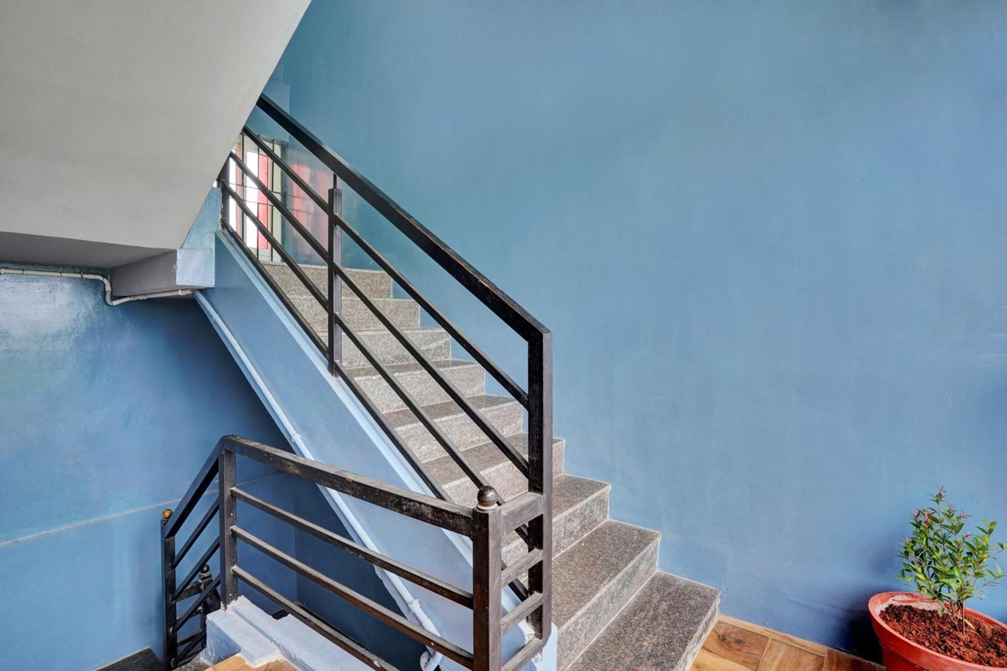 Hotel O Harsha Inn Bangalore Bagian luar foto
